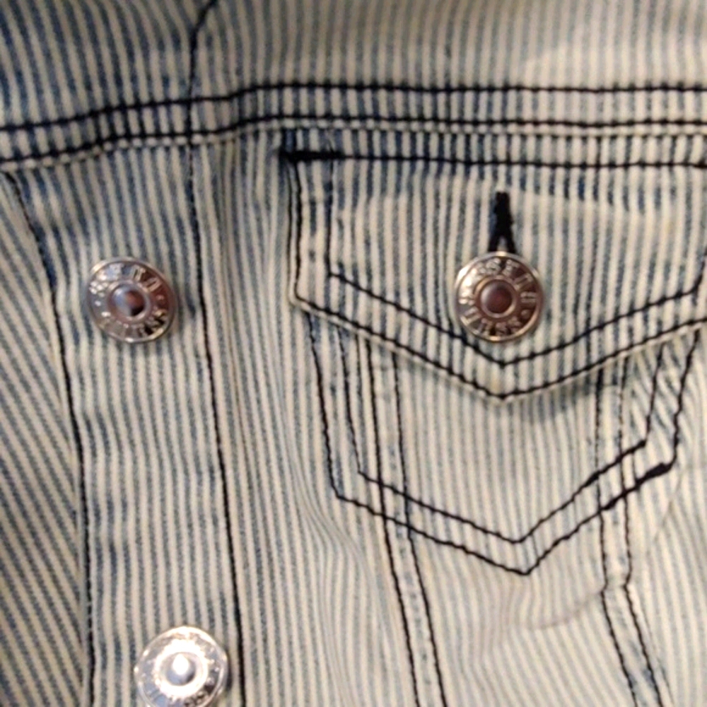 ❤H.P.❤Pin Stripe Guess Jean Jacket - Picture 5 of 5
